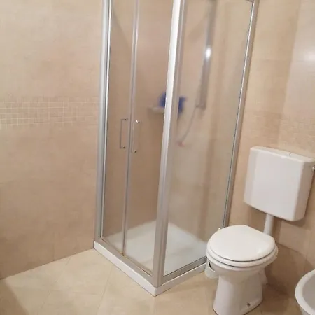 Whiteroom 홈스테이 레체