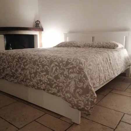Whiteroom Homestay Lecce