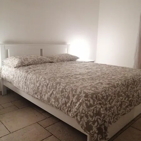Whiteroom *