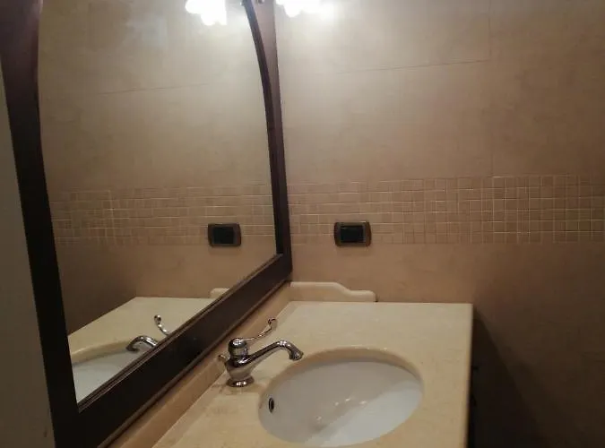 Whiteroom Séjour chez l'habitant *